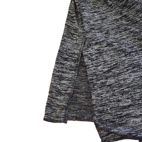 Aritzia Wilfred free, Size M, Color Grey. - Picture 6 of 9